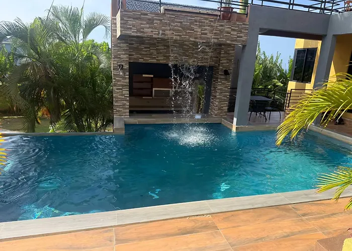 2br Stay, Pool,gym,near Airport, Beaches&hip Strip Montego Bay