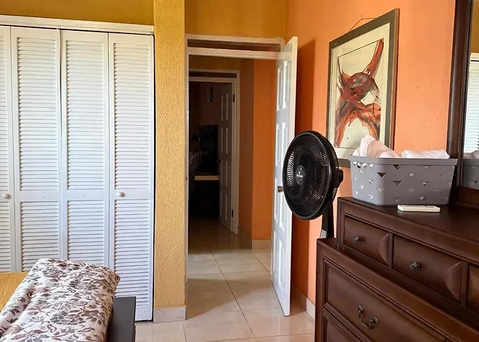 2br Stay, Pool,gym,near Airport, Beaches&hip Strip * Montego Bay