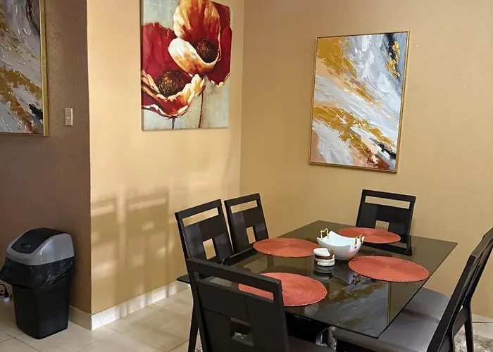 2br Stay, Pool,gym,near Airport, Beaches&hip Strip *