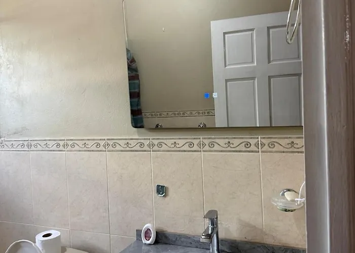 2br Stay, Pool,gym,near Airport, Beaches&hip Strip Montego Bay