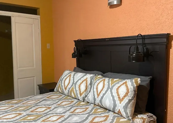 Apartment 2br Stay, Pool,gym,near Airport, Beaches&hip Strip